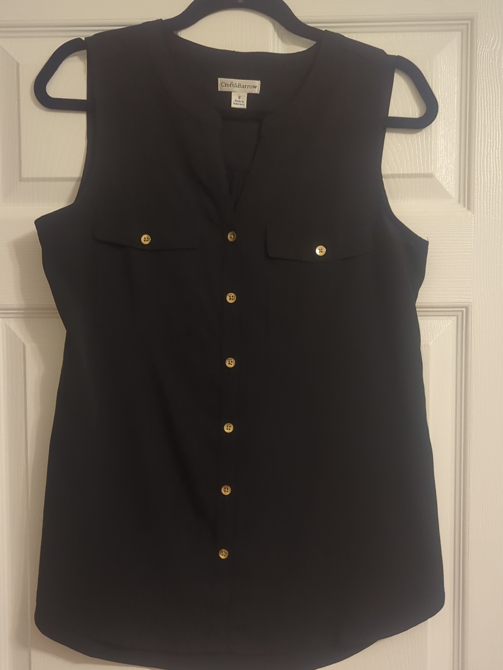 Croft & Barrow Black Sleeveless Button-Front Utility Top with Gold Buttons